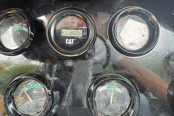 Caterpillar 966H Wheel Loader Meter