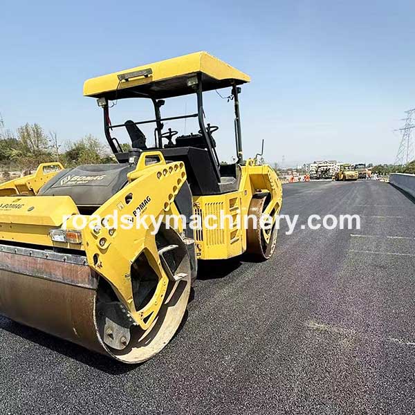 Used Bomag BW203 Double Drum Road Roller