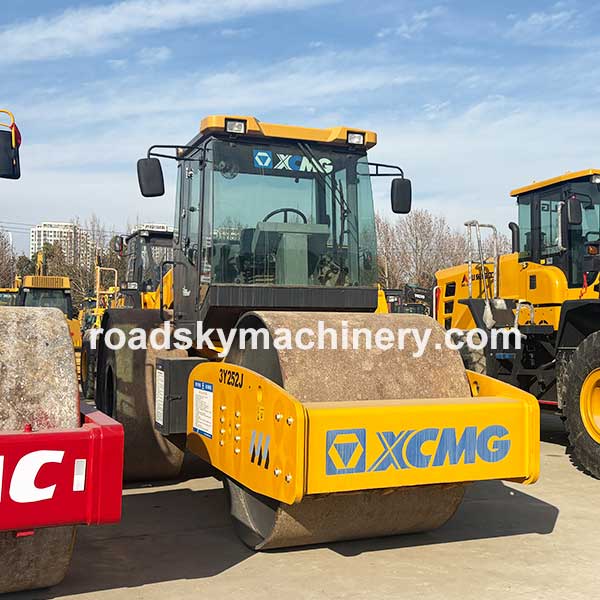 Used XCMG 3Y252J Road Roller