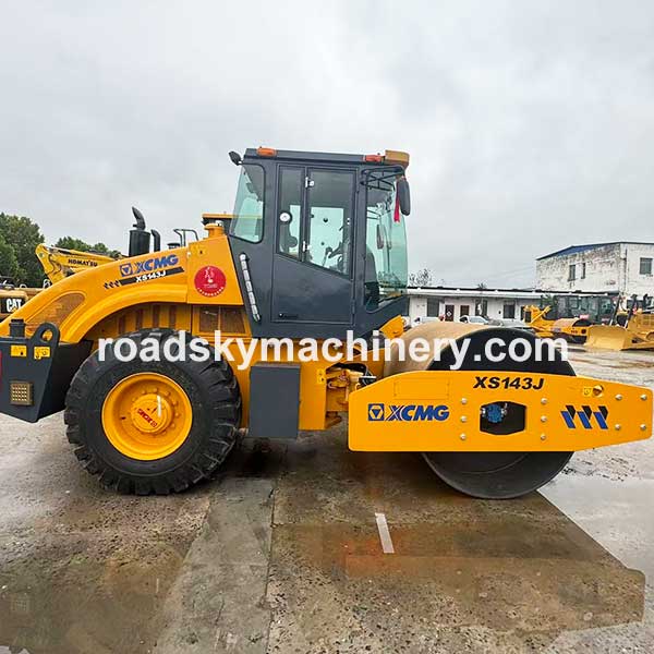 Used XCMG XS143J Single Drum Road Roller