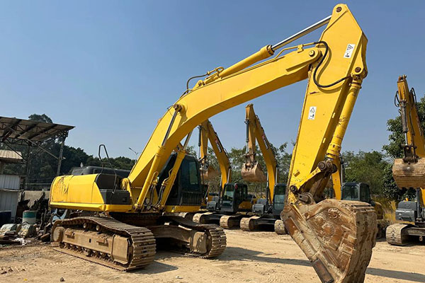 Key Factors That Affect Used Excavator Price