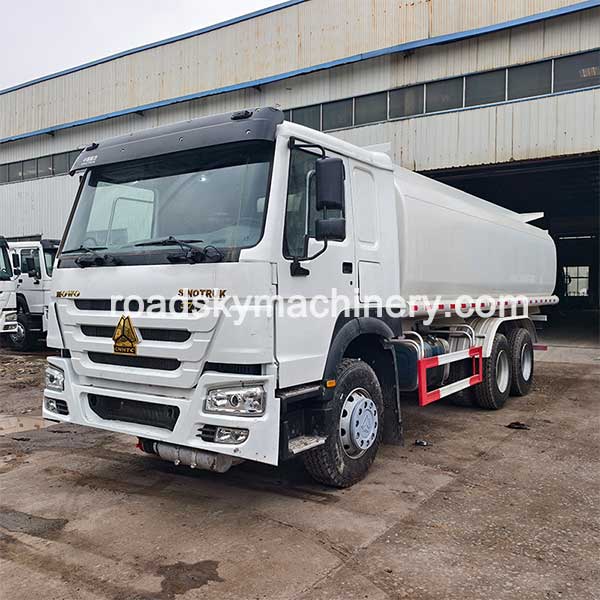 Used HOWO 6×4 Fuel Tanker Truck