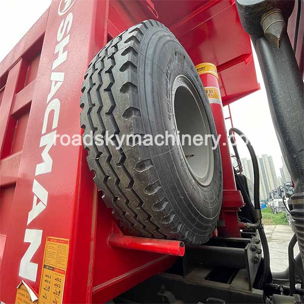 Used Shacman F3000 8×4 Dump Truck Details