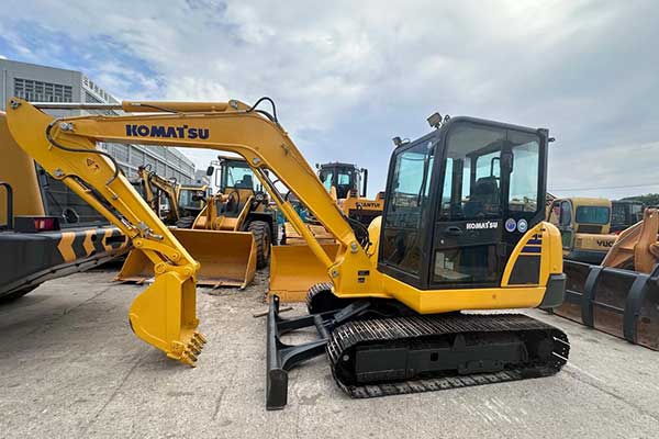 Inspect the Used Excavator