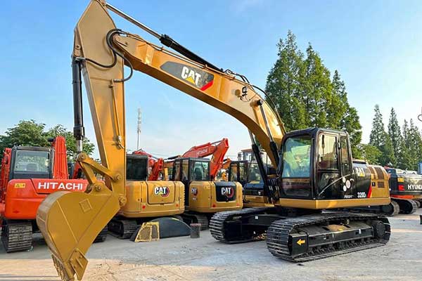 How to Reduce Used Excavator Shipping Costs