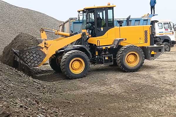 Test the Wheel Loader Under Working Conditions
